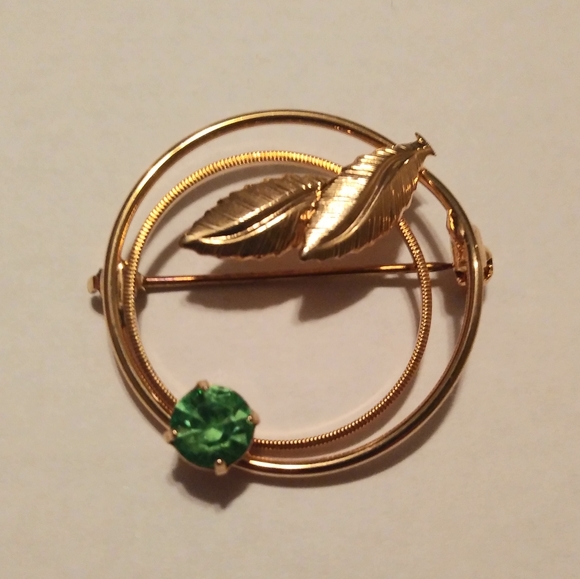 Vintage Jewelry - Vintage rhinestone brooch Vintage Jewelry - Vintage rhinestone brooch